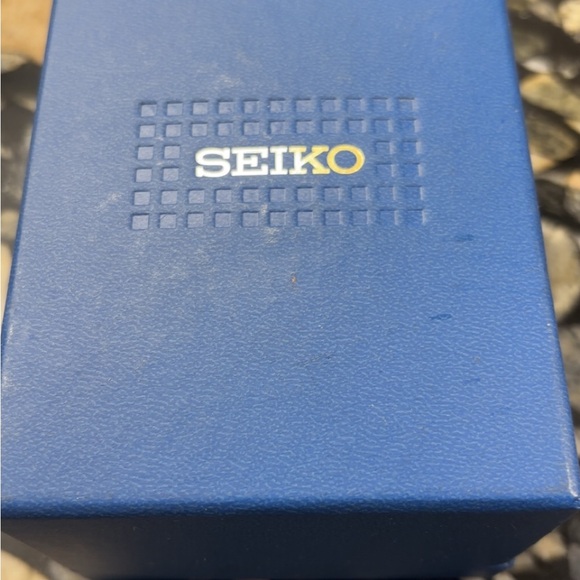 Seiko Silver and Blue Automatic Watch - Picture 4 of 6